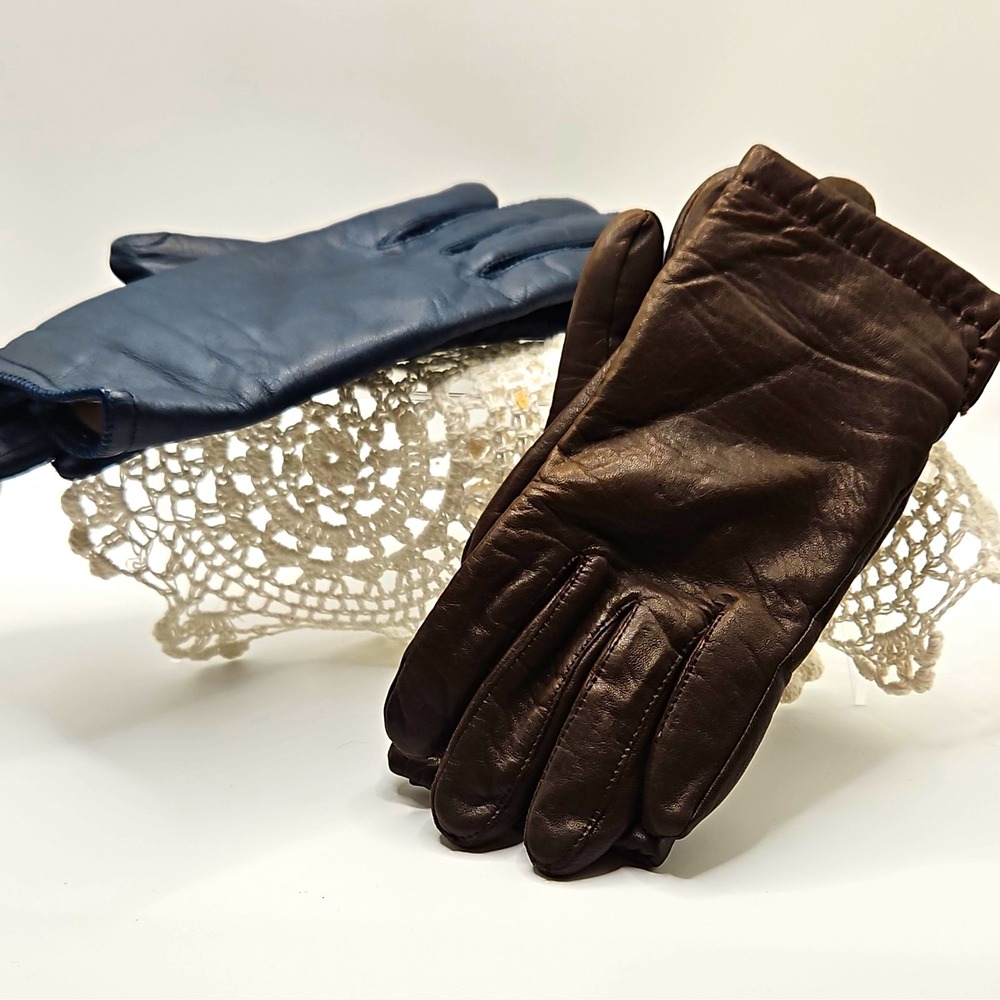 Lot of 2 Women's Leather Driving Gloves